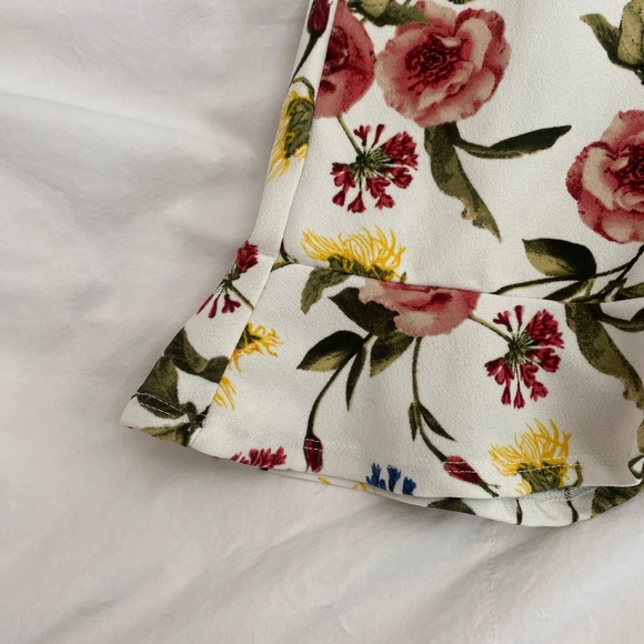 Floral Skort - Size L - Picture 3 of 5